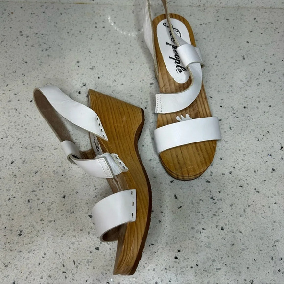 Free People Dune Wooden Beach White Leather Clog wood clog​​ - Picture 2 of 10